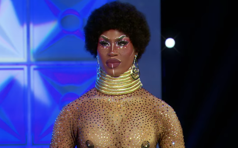 Runway Category Is .. My Roots! (FIRST EVER RUNWAY) - Drag Race Brasil 